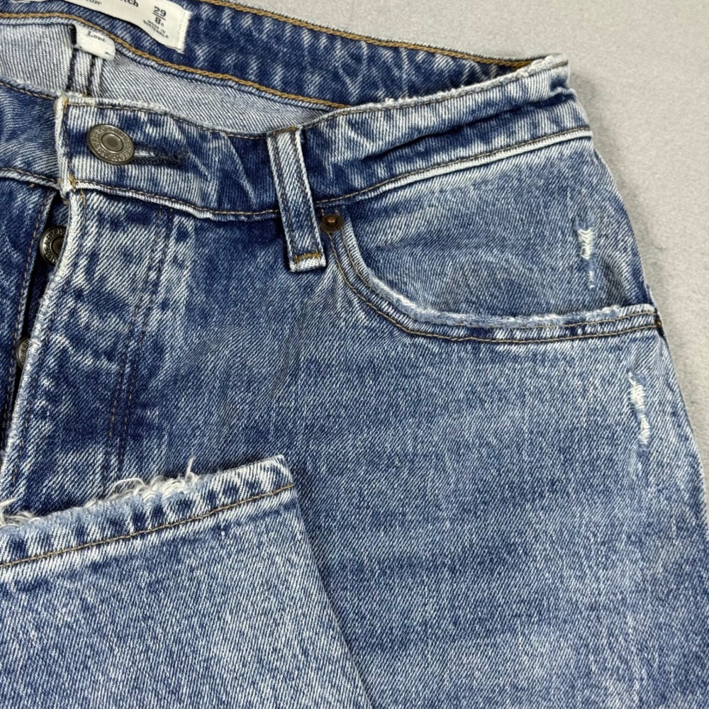 Abercrombie & Fitch Curve Love The Dad High Rise Distressed Blue Jeans 29 8R